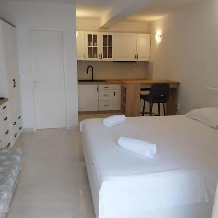 Comfort Apartment Lumbarda